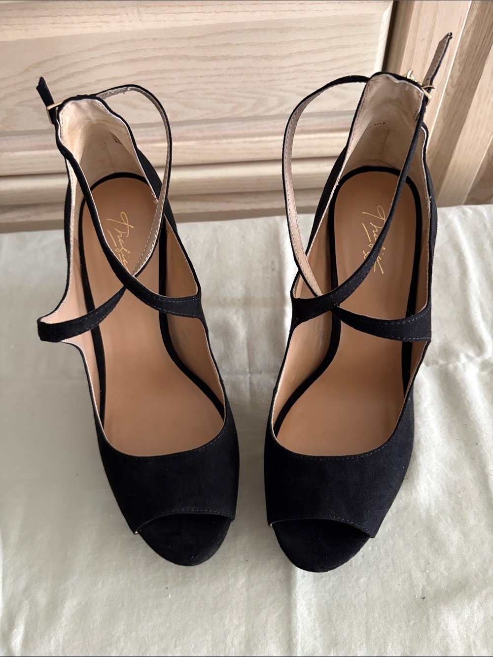 Thalia Sodi Gold and Black Women's Heels